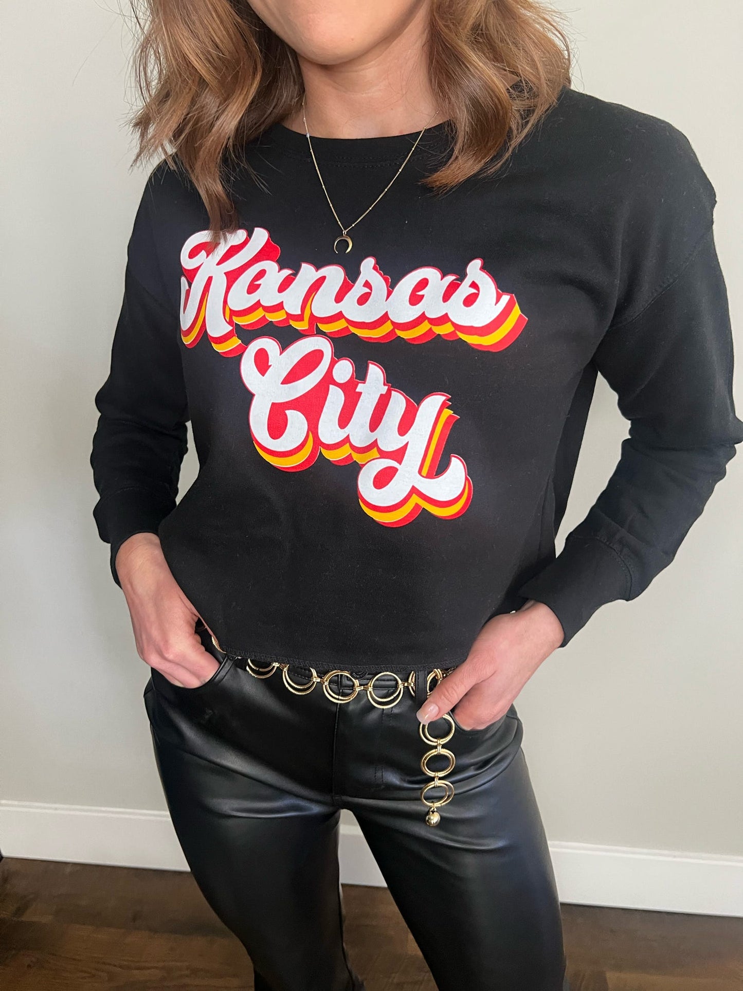 Independent Fleece Girls Crewneck in Black KC Script